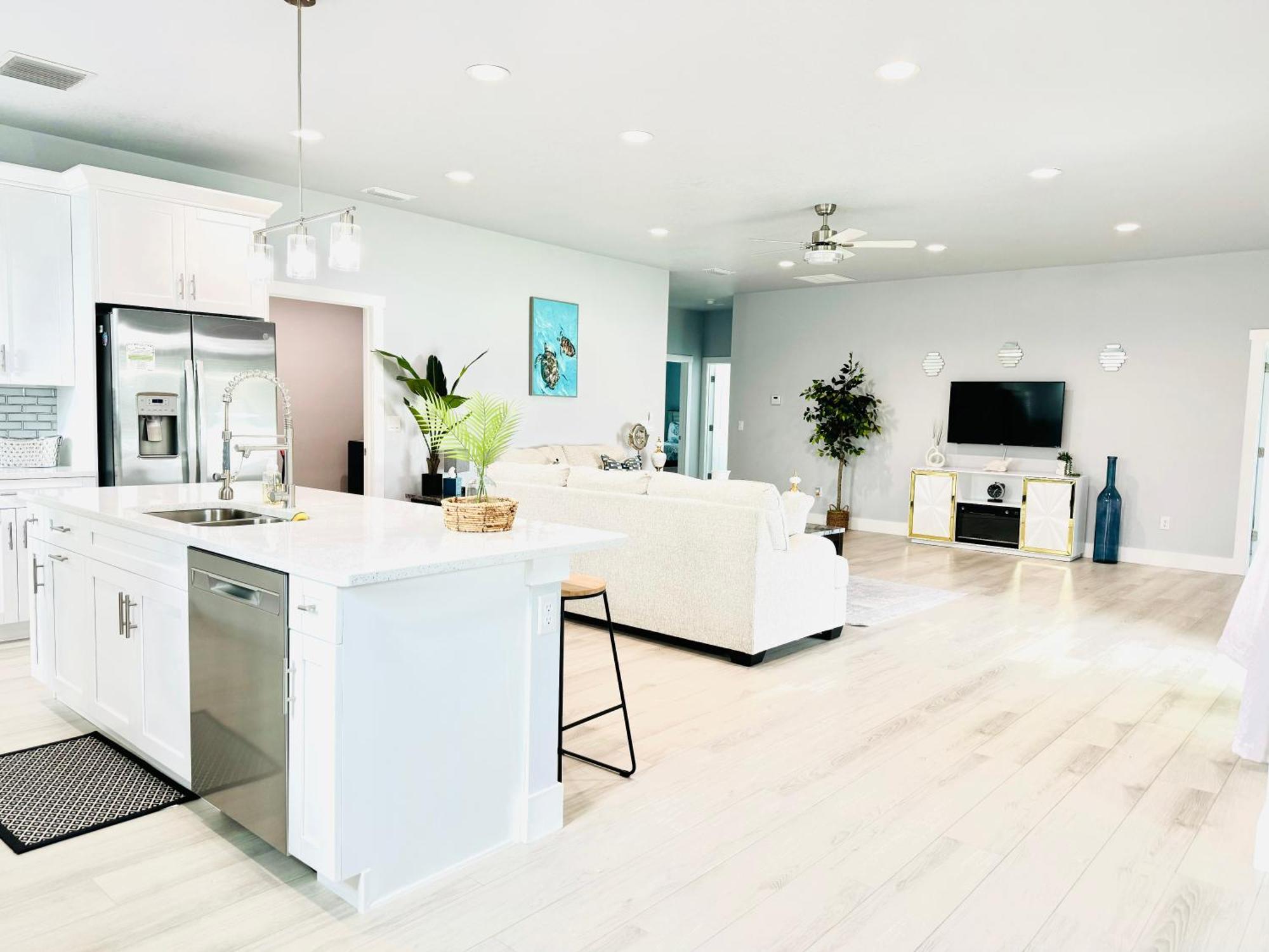 Brand New Tampa Oasis With Private Jacuzzi Retreat Villa Lutz Ngoại thất bức ảnh